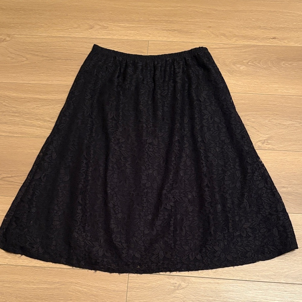 Chico's Black A-Line Lace Skirt, size 1 (12)